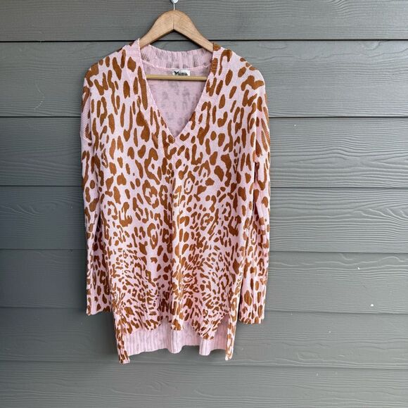 Show me your mumu cliffside leopard print tunic sweater - Picture 3 of 8